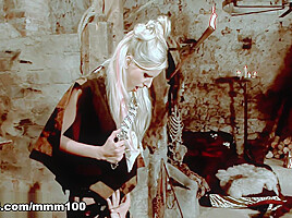 Medieval Lesbian Threesome with Boroka, Vanessa, and Radka - MMM100